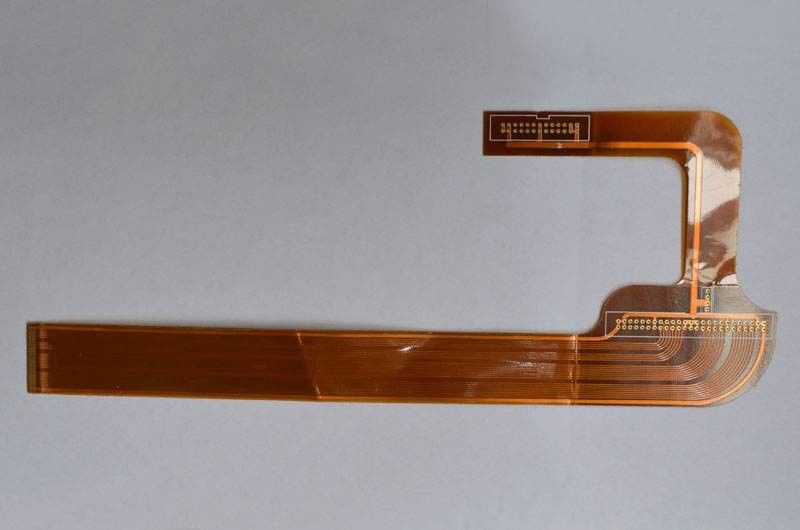 Services de fabrication de circuits électroniques pour circuits imprimés complexes