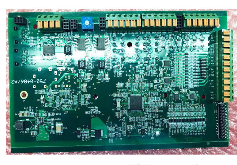 Grâce à un trou de soudage de PCB automobile assemblage de PCB PCBA prototype circuit imprimé ROHS