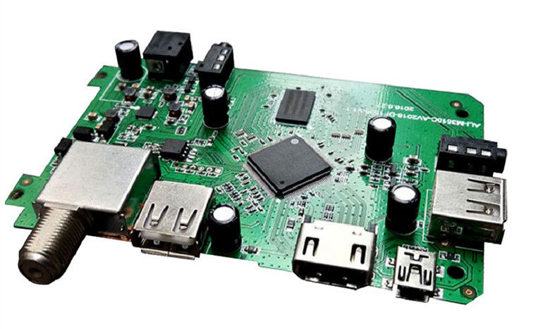 FR-4 Assemblage de PCB IPC Classe 2 ou 3 Standard 5 couches 4 mil Line Quickturn Pcb