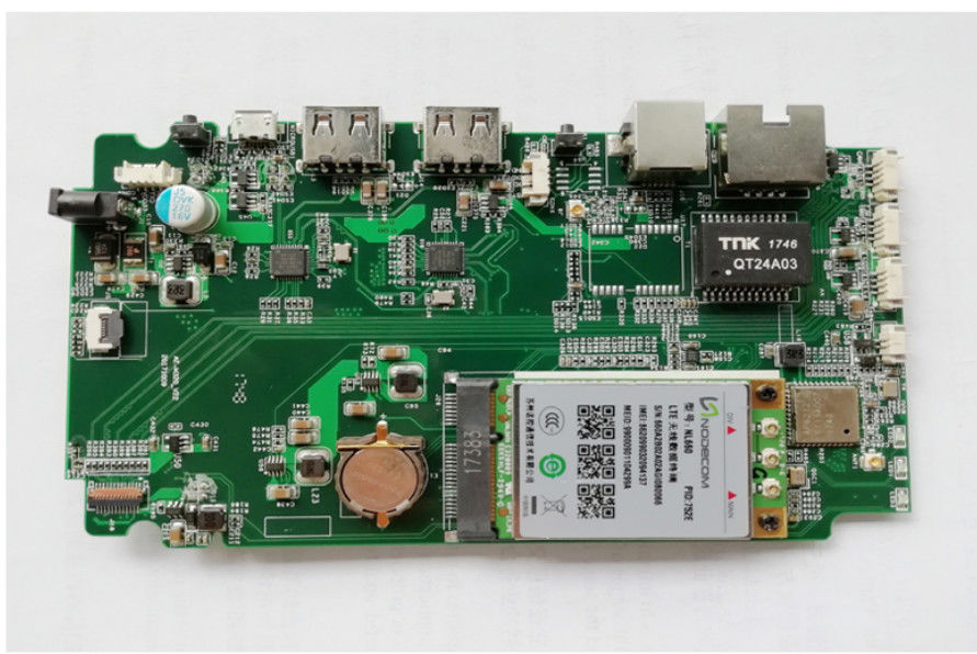 Assemblage de circuits imprimés de communication personnalisés pour les cartes à haute fréquence et multicouches de fond