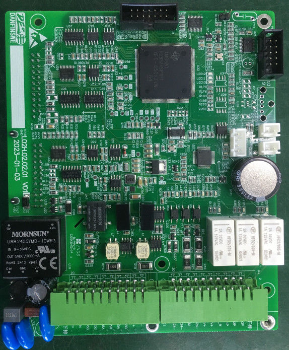 Assemblage de circuits imprimés automobiles avec montage de surface SMT DIP à travers trou et technologie mixte SMT à travers trou Options