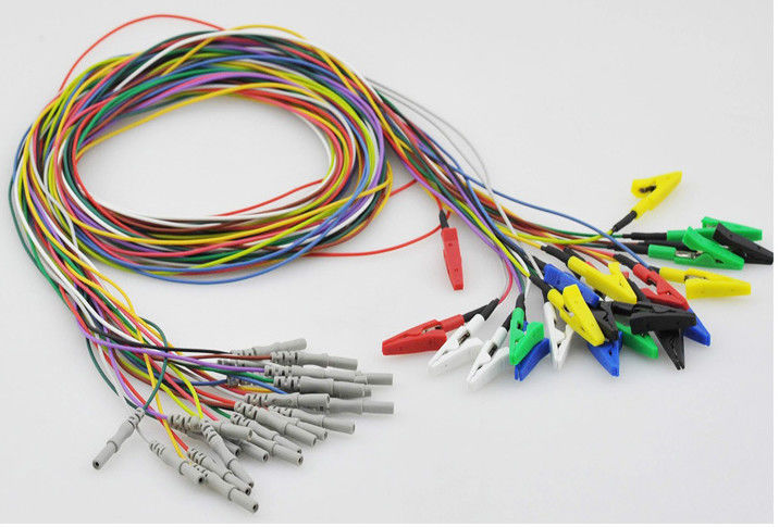Assemblage de harnais de câbles avec AWG26 Testez la tension 1000 V Résistance de la boucle 280 mOhm/m
