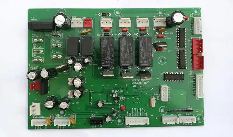 Fabricant de PCBA OEM personnalisé pour le contrôle de la nouvelle énergie en Chine et au Cambodge