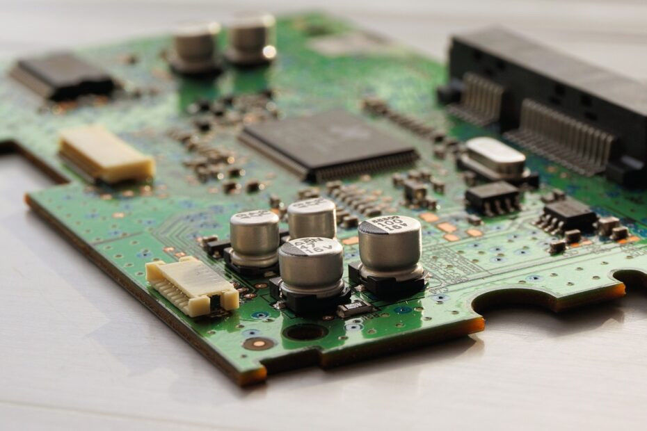 Assemblage électronique d'énergie avancée PCB PCBA avec 2-4-6 couches et masque de soudure noir