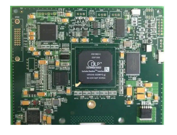 Fabricant de PCBA OEM sur mesure pour l' énergie nouvelle en Chine et au Cambodge four dix ans