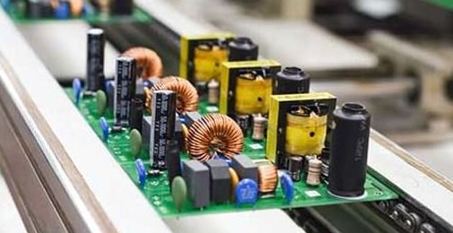 Fabricant d'assemblage de circuits imprimés FR4 pour le contrôle de l'énergie nouvelle en Chine et au Cambodge