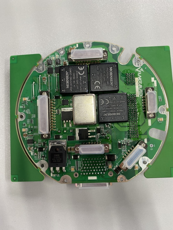 Assemblage de PCB de protection d'alimentation avec masque de soudure blanc, épaisseur 1,6 mm et certification Rohs