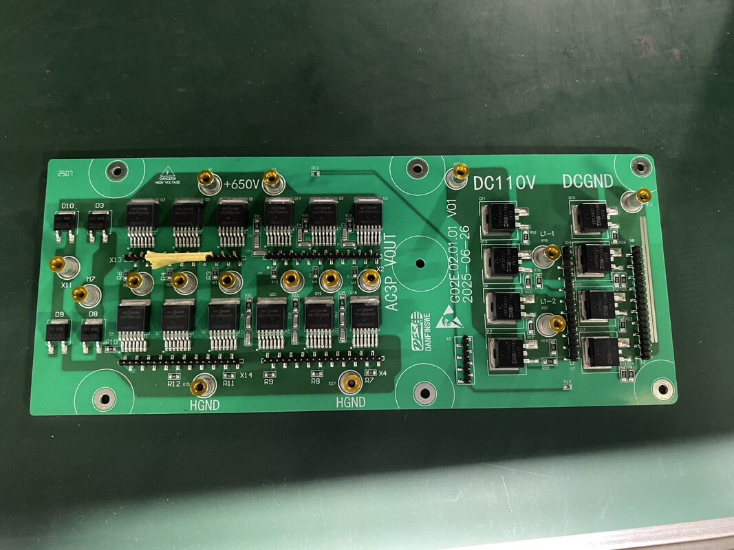 Assemblage et services de test de circuits imprimés EMS PCBA avec masque de soudure blanc, remplissage de trous laser
