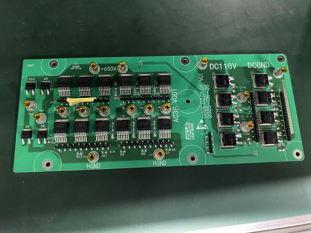 Assemblage et services de test de circuits imprimés EMS PCBA avec masque de soudure blanc, remplissage de trous laser