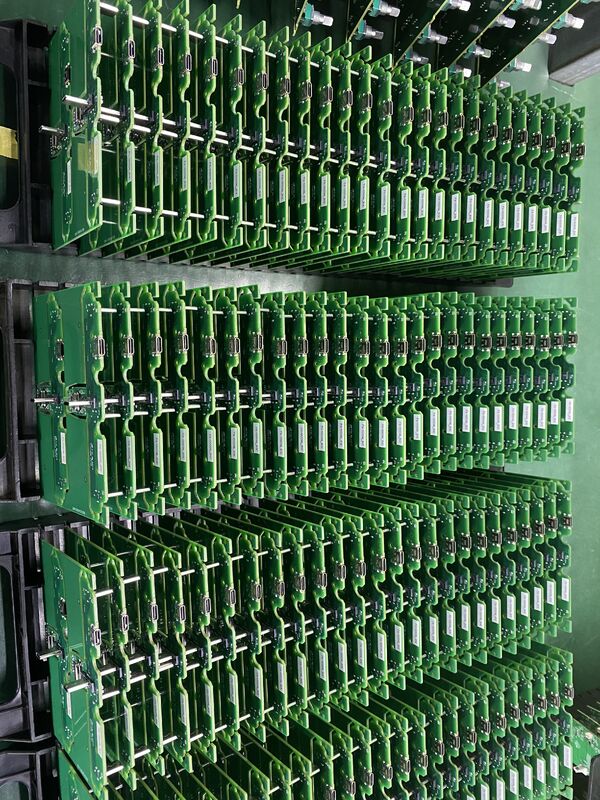 Assemblage de circuits imprimés industriels en cuivre 4OZ, personnalisés, Oui, solutions pour applications électroniques complexes et cartes de circuits durables