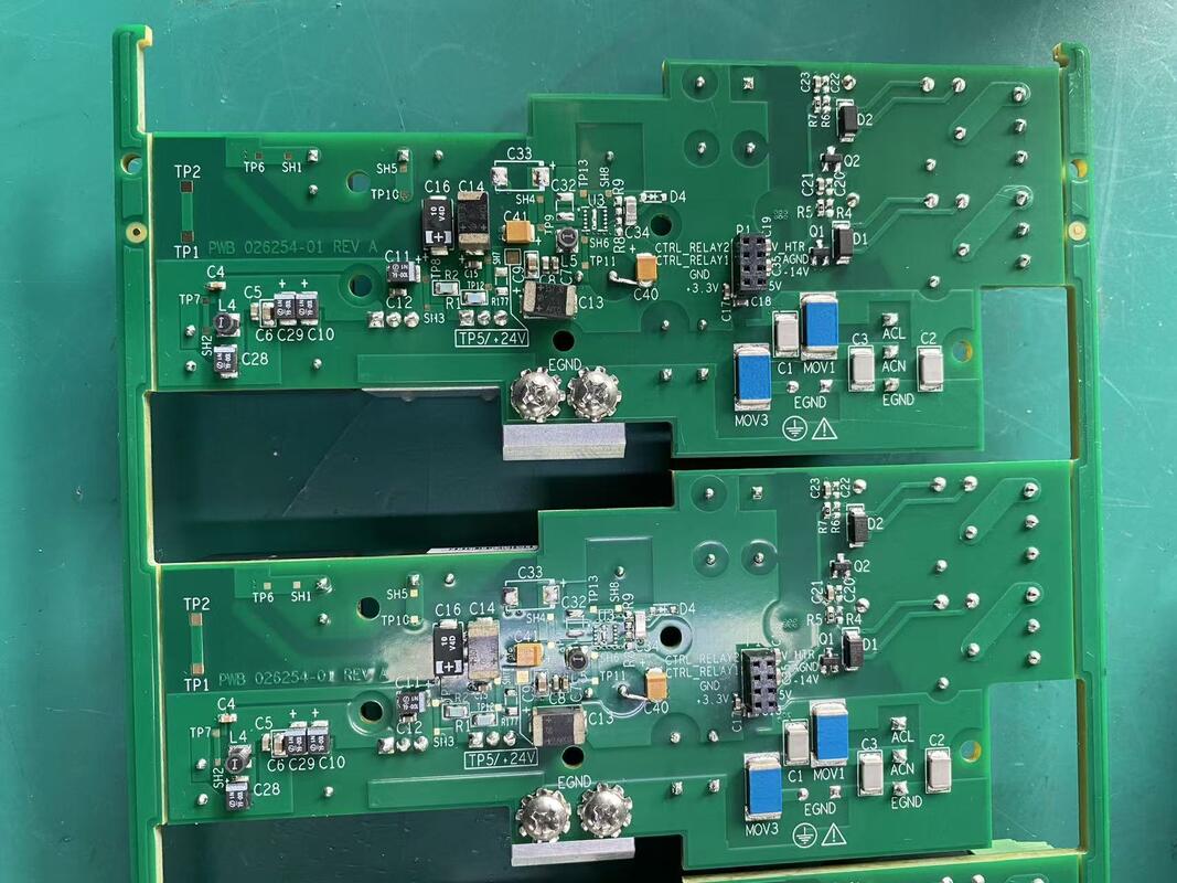 Service de production de circuits imprimés EMS PCBA avec masque de soudure vert, taille maximale de carte de 400 mm x 1200 mm