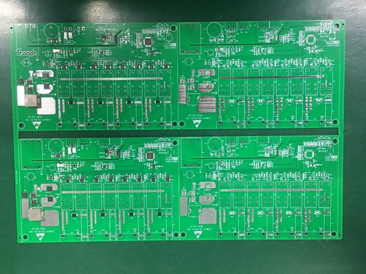 Assemblage de circuits imprimés de surface RF4 à écran de soie noir pour la production de circuits imprimés SMT