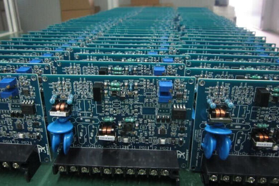 Pcb Assy Solutions d'assemblage de PCB pour les câbles de données et de communication Suntek Contact EMS