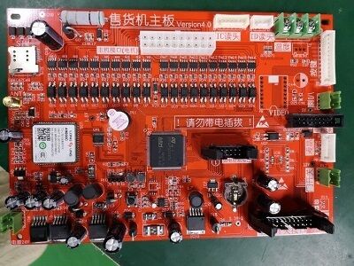 Assemblage de PCB avec revêtement de protection imperméable à l'eau et à la poussière